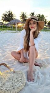 Call girl in delhi