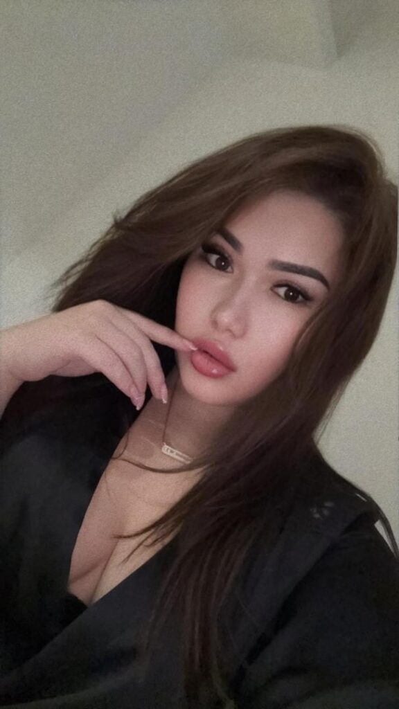 Best Escort Services in Delhi